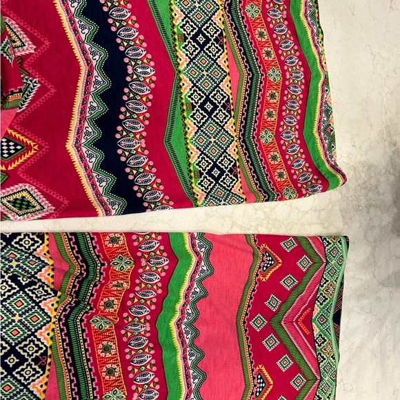 Light, colorful, loose pants with elastic waist-perfect condition - Picture 5 of 6